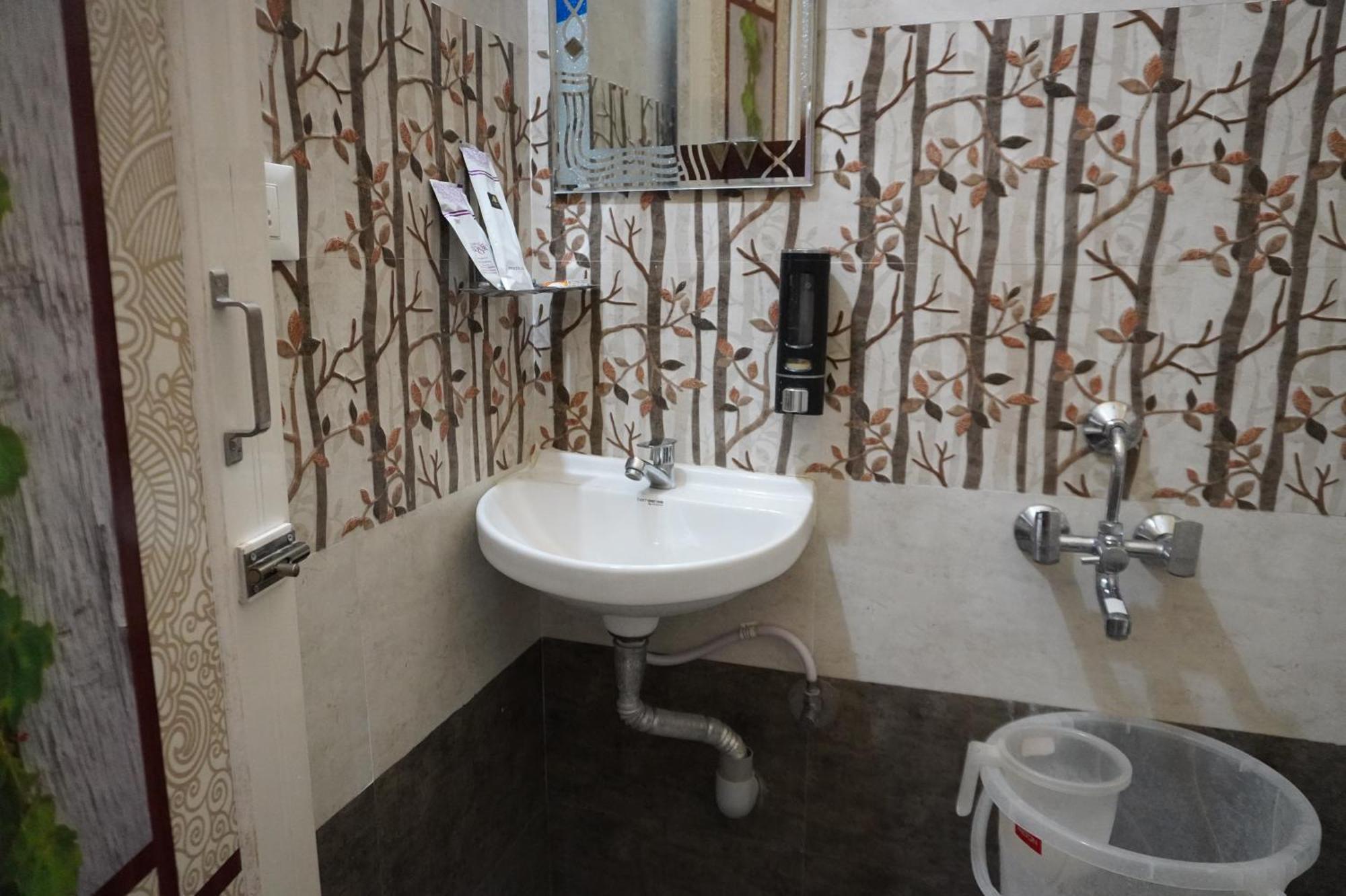 Tirumala Premium Home Stay Tirupati Exterior foto