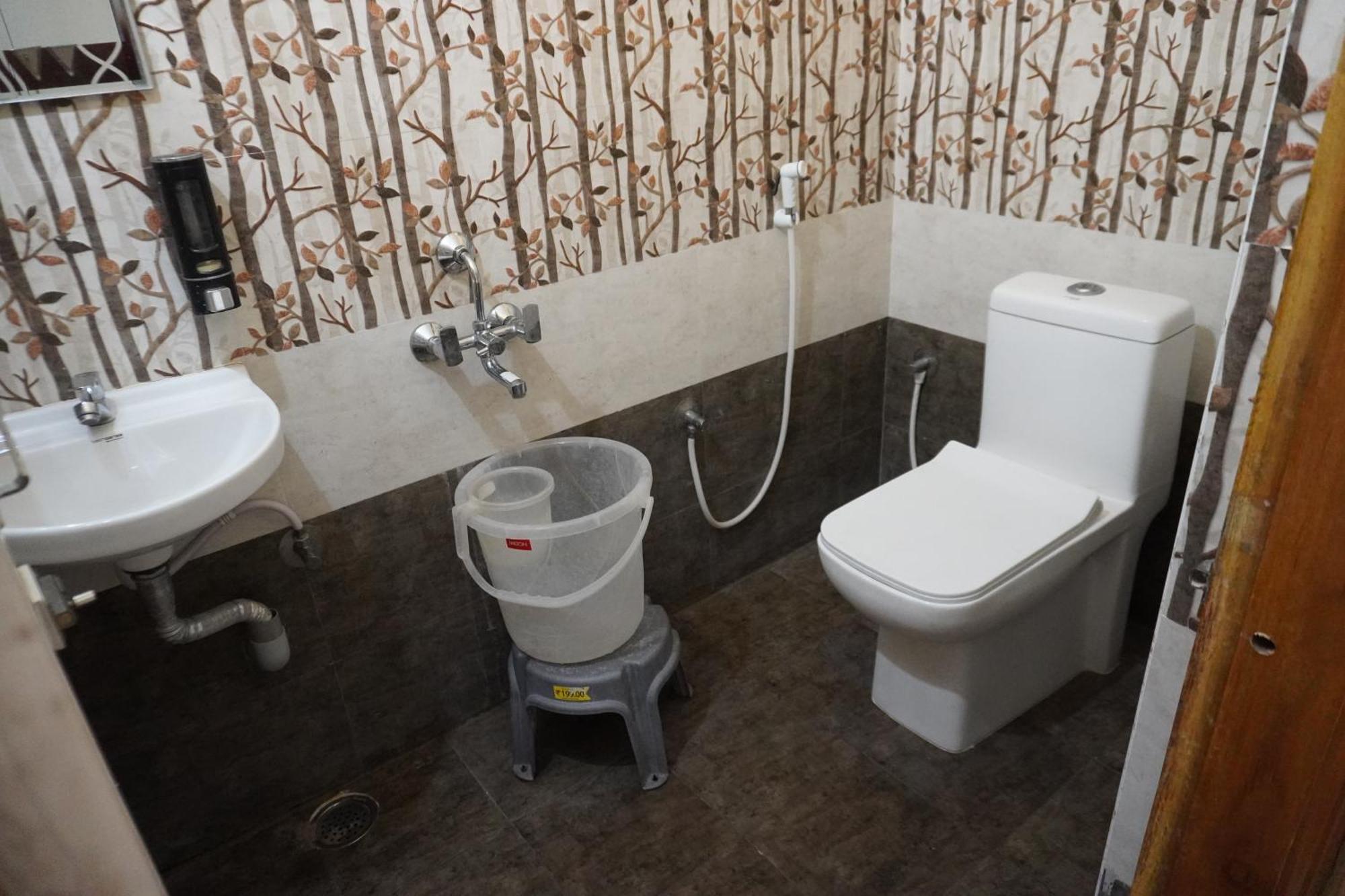 Tirumala Premium Home Stay Tirupati Exterior foto